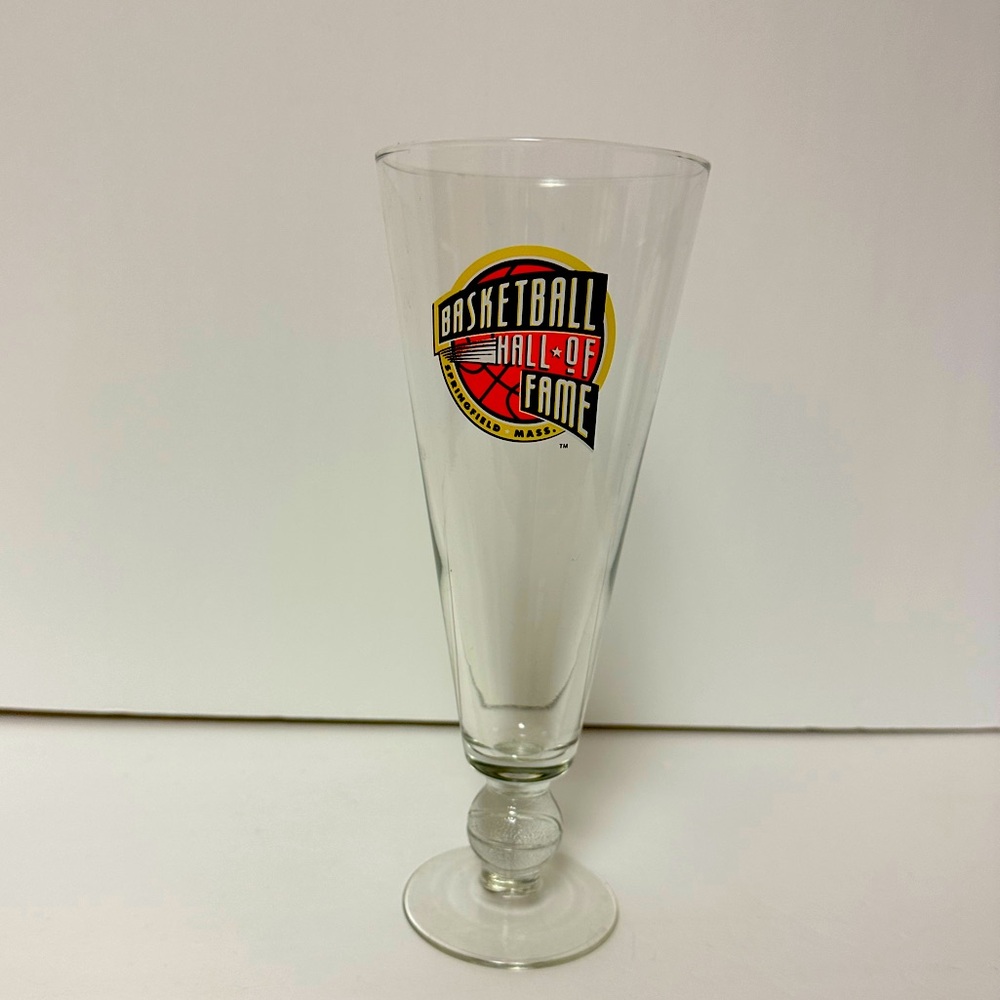 Basketball Hall Of Fame Collectors Pilsner Beer Glass Rare Basketball Base Glass